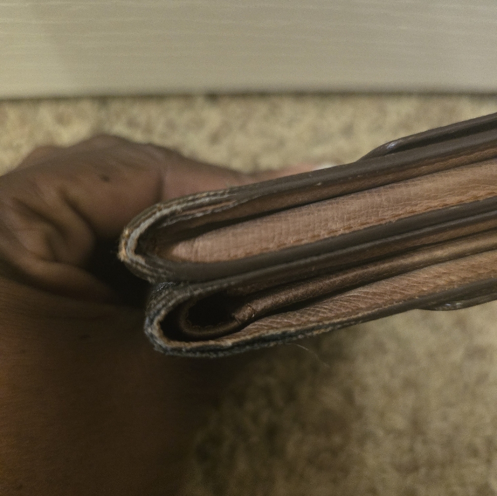 Louis Vuitton Monogram Brown Wallet - Picture 4 of 16